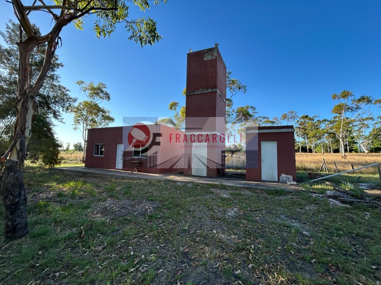 Lote con casa y pileta. Barrio San Juan I