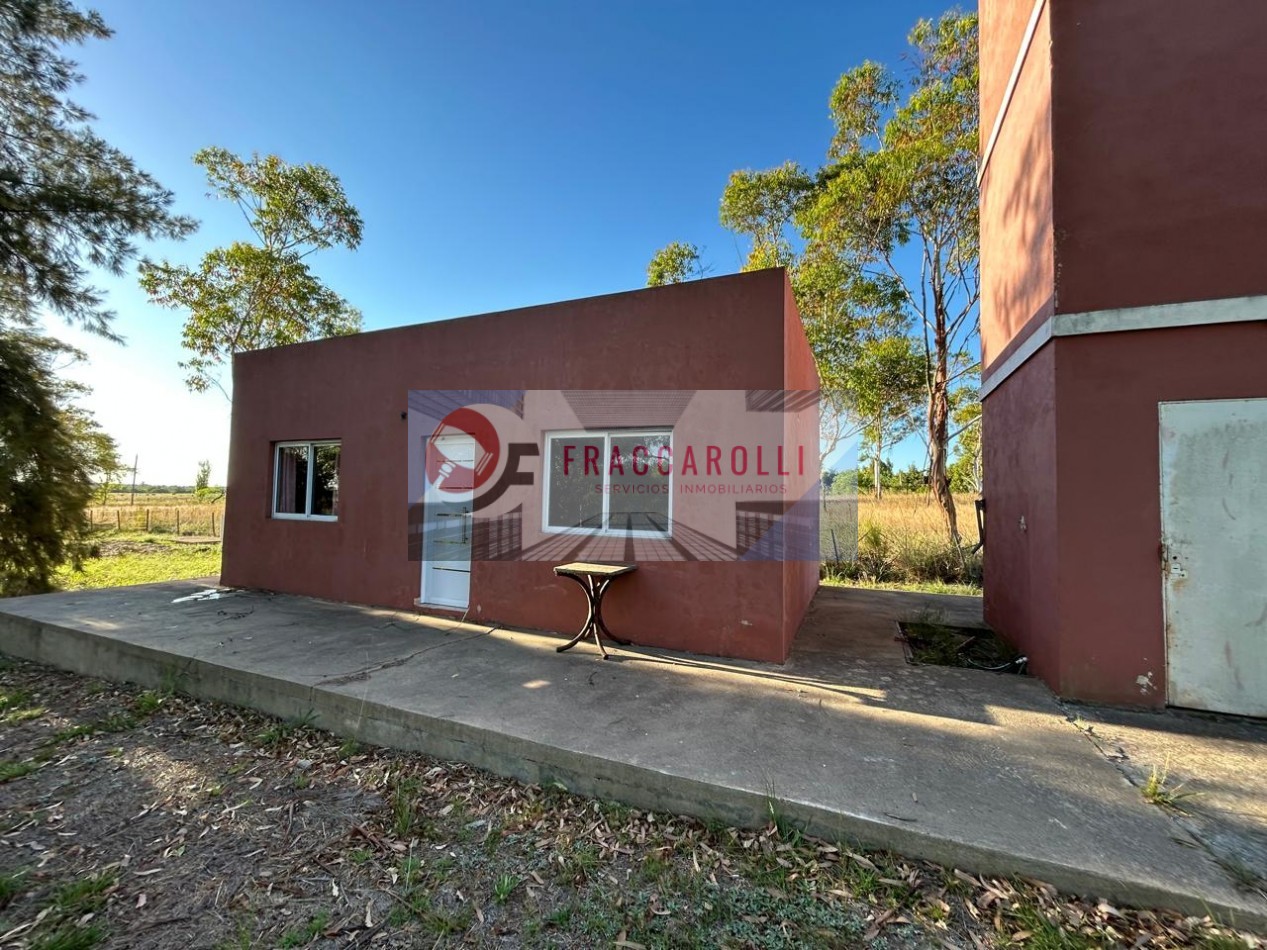 Lote con casa y pileta. Barrio San Juan I