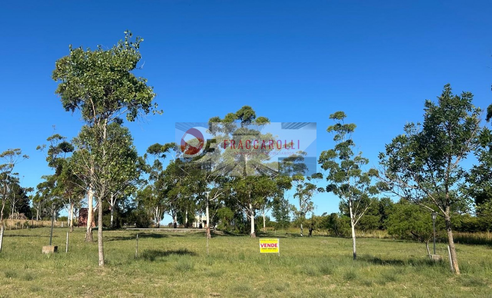 Lote con casa y pileta. Barrio San Juan I