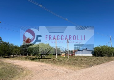 Hermoso lote de 1600 m2 a 100 mts. de Ruta 135 -  Acceso a Colon